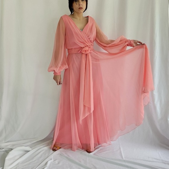 70s Pink Floaty Long Sleeve Dress - Picture 1 of 9
